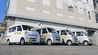 入居者様の暮らしを守る巡回サービスカー
